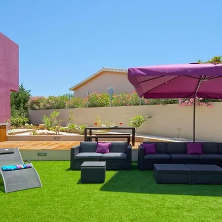 Family Opposite Aquashow Waterpark Villa